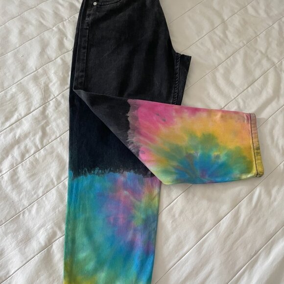 ✨ Split Spectrum Free Speech Jeanies – Size 30 ✨ - Picture 14 of 14